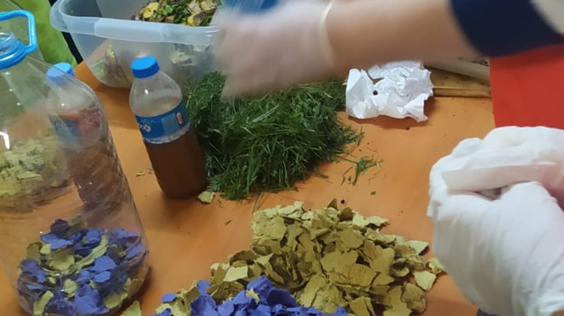 Öğrencilerimize  Kompost Yapma Eğitimi Verildi